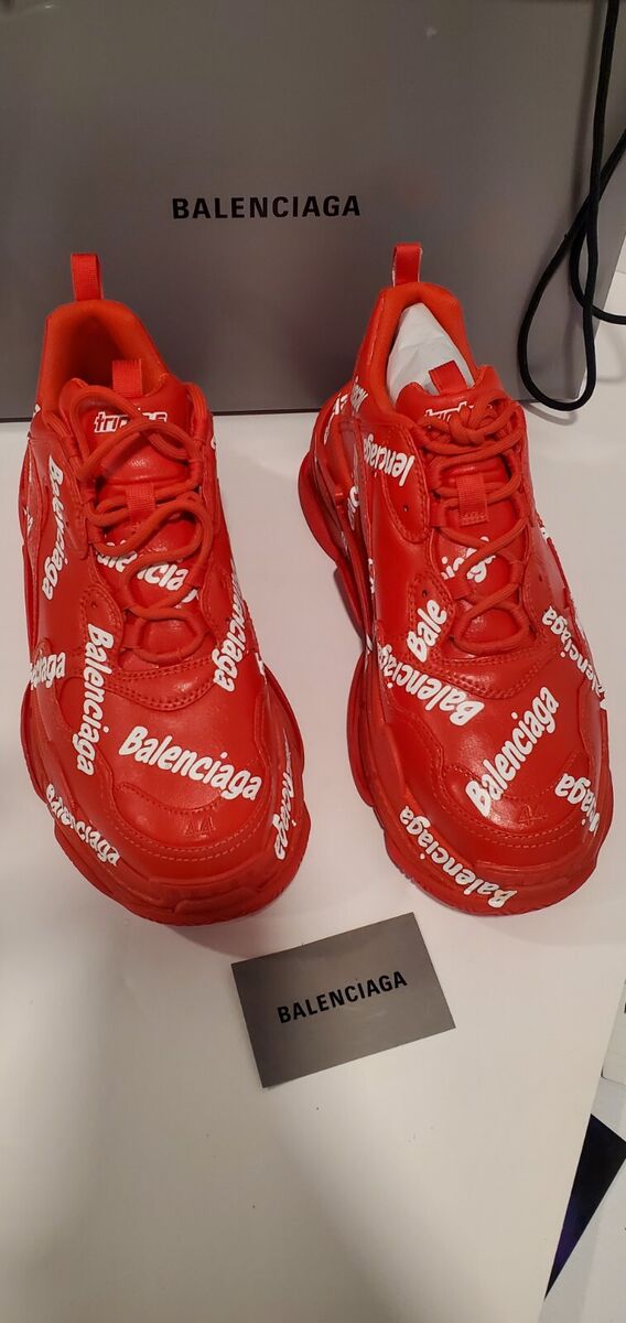 Balenciaga Triple S logo sneakers MEN'S RED ALL OVER $1190 Balenciaga Triple S logo sneakers MEN'S RED ALL OVER $1190