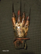 Freddy Krueger  Hand