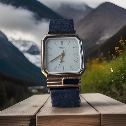 Vintage Timex Retro Square Gold Tone Quartz Watch 30 MM