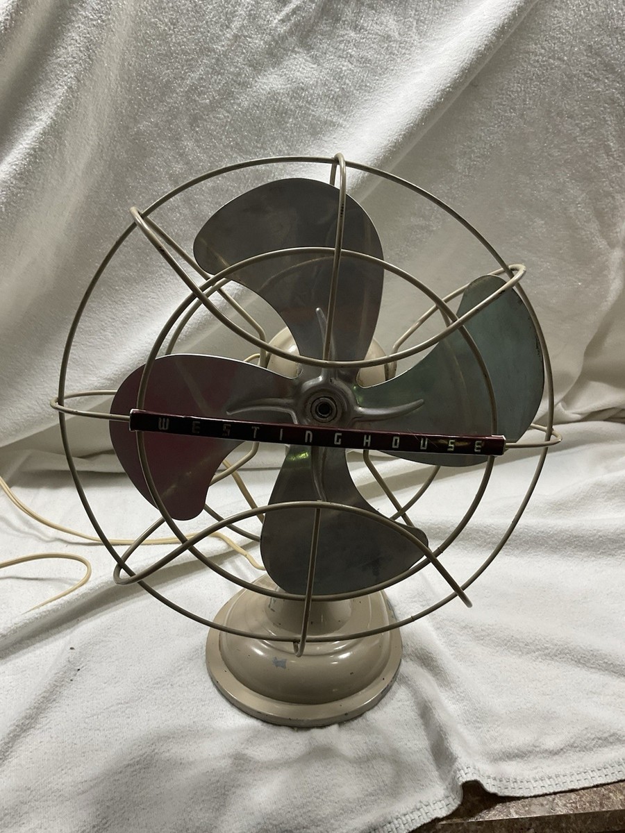 Vintage WESTINGHOUSE “Lively Aire” Oscillating Electric Desk