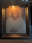 Vintage 1940-1950 Ornate Brass Framed Portrait Of Jesus With Light — photo 2
