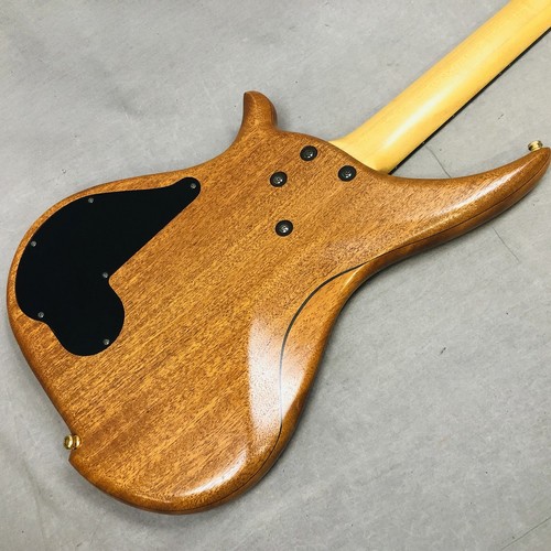 Tune TWB-4 Walnut Electric Bass Guitar Good Condition Free shipping from Japan - Picture 4 of 8