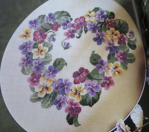 Huge Big LOT Holiday Seasonal CROSS STITCH Books 100+ Patterns Charts Craft - Picture 9 of 12