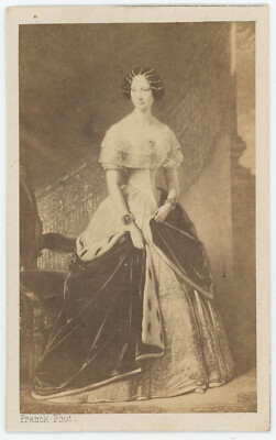 CDV um 1865. Die Gräfin von Chambord nach Gemälde.