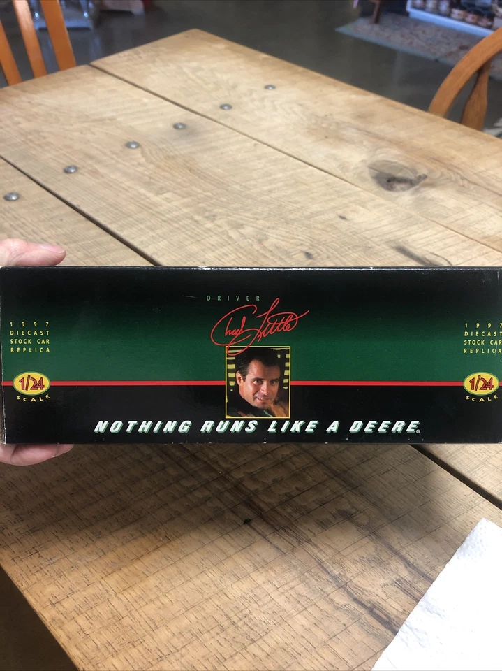 John Deere NASCAR 1997 John Deere 1/24 diecast Chad Little Foto 4 de 4