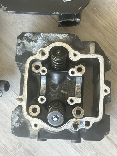 1986 HONDA FATCAT 200 TR200 FAT CAT CYLINDER HEAD TOP END - Picture 7 of 23