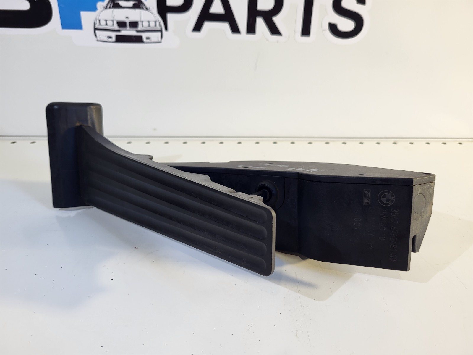 BMW E46 2002 Accelerator Gas Pedal Sensor 325ci Manual Shift OEM 