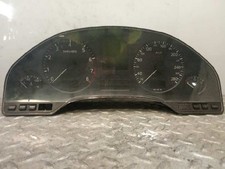 Compteur Audi A8