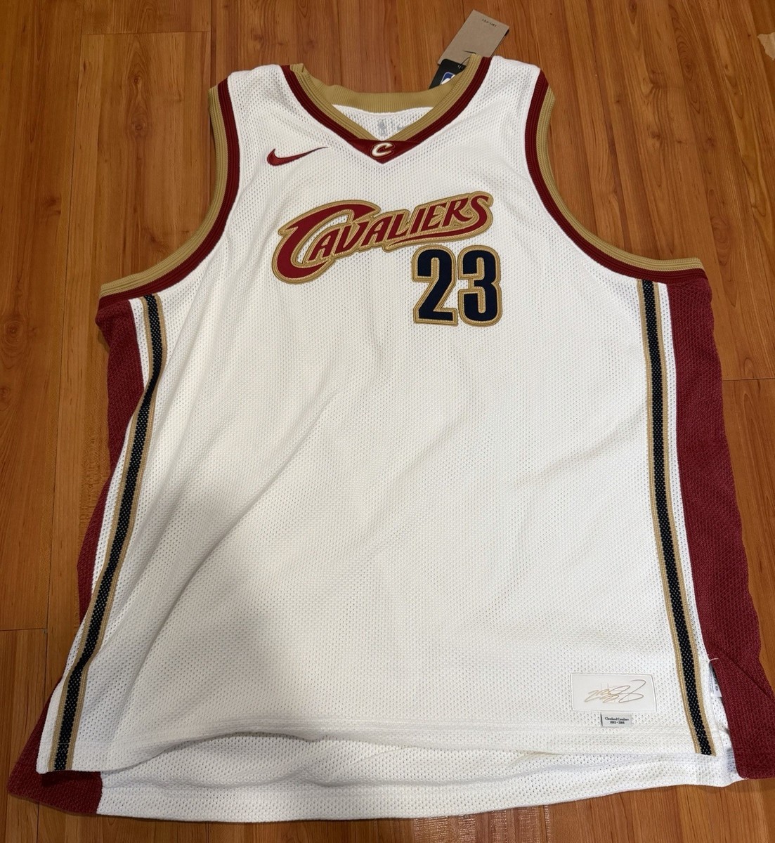 ウェア 90s LeBron James uniform Rookie Nike Rookie Year LeBron James Cavaliers Cavs Dri-FIT NBA Jersey