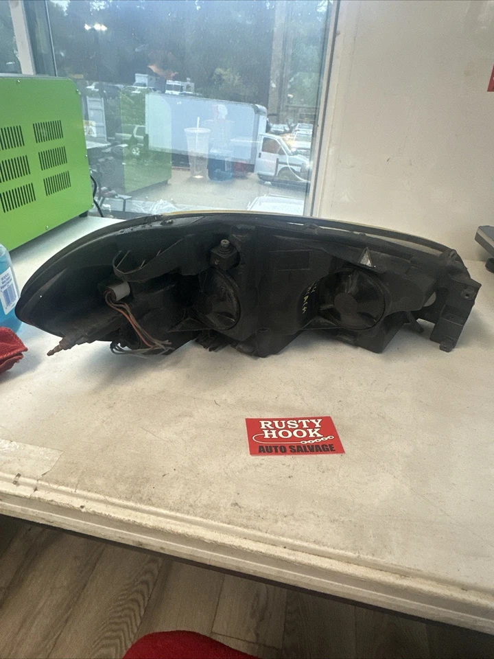 Used OEM 2014 Chevrolet Impala Left Driver Headlight #AIP2PHR. - Изображение 3 из 4