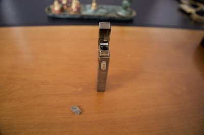 Maruman IC 501 Gasfeuerzeug Silver P, defekt, starke Patina
