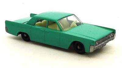 LESNEY MATCHBOX NO. 31 LINCOLN CONTINENTAL - RARE GREEN/TURQUOISE