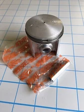 Stihl Genuine OEM Replacement Part 11150302000 Piston Kit “B” NOS
