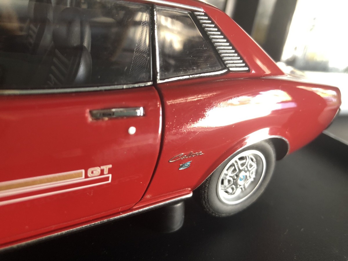 1/18 AUTOart トヨタ セリカ 1600GT TA22 1970 1/18 AUTOart Toyota
