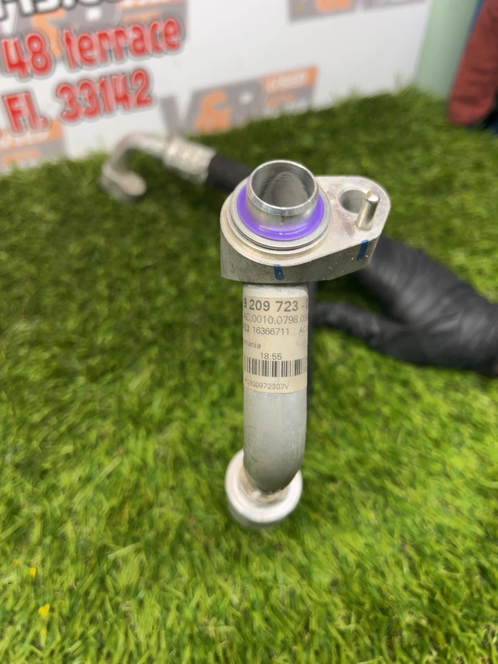 ✅ Manguera de aire acondicionado BMW X1 2017 n.º: 9209723-07 OEM Foto 3 de 4