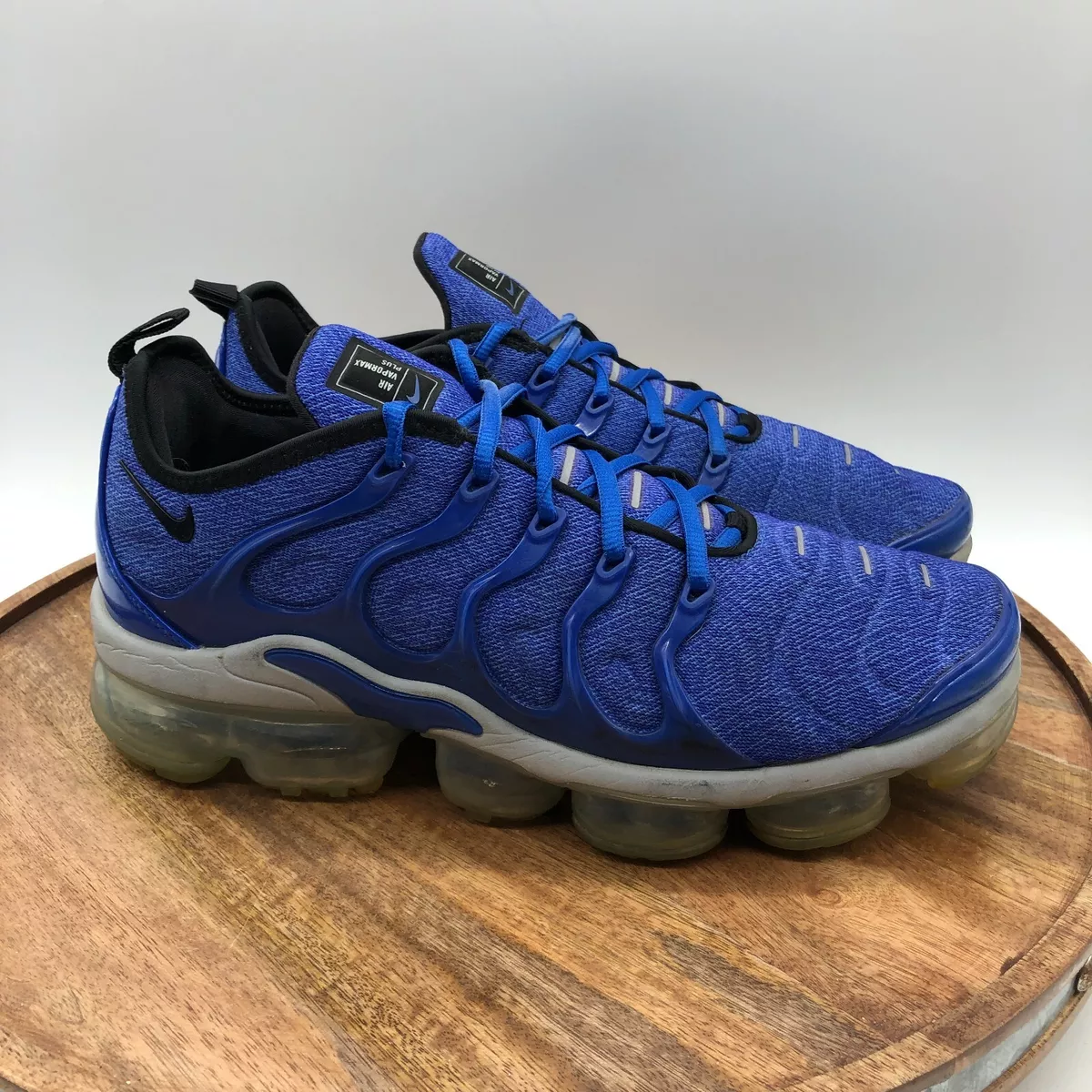 Air vapormax hotsell plus trainers