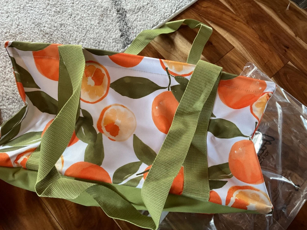 Thirty one medium store utility tote