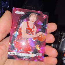 Panini Prizm Matas Buzelis Chicago Bulls Pink Ice Prizm Rookie #252 Basketball