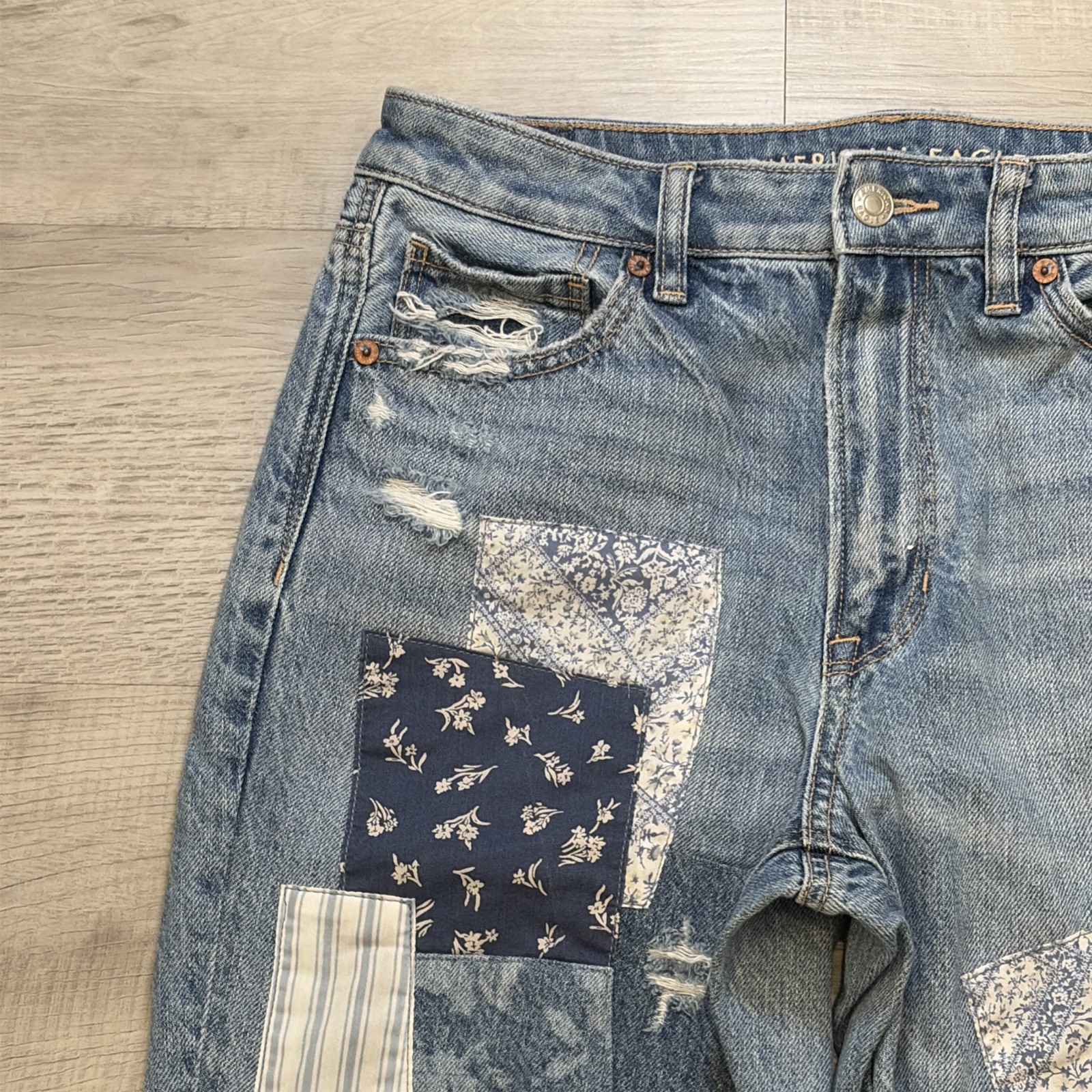 EUC American Eagle PATCHWORK Mom Straight JEANS S… - image 3