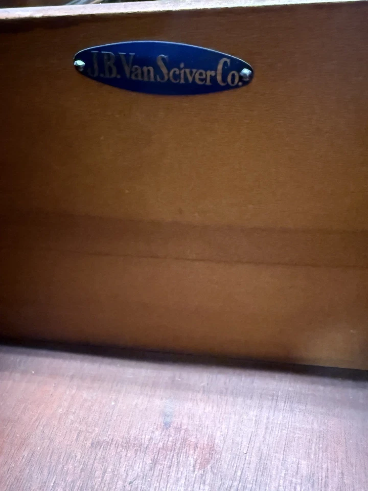 Armario vitrina de caoba Breakfront China - de origen patrimonial Foto 2 de 4