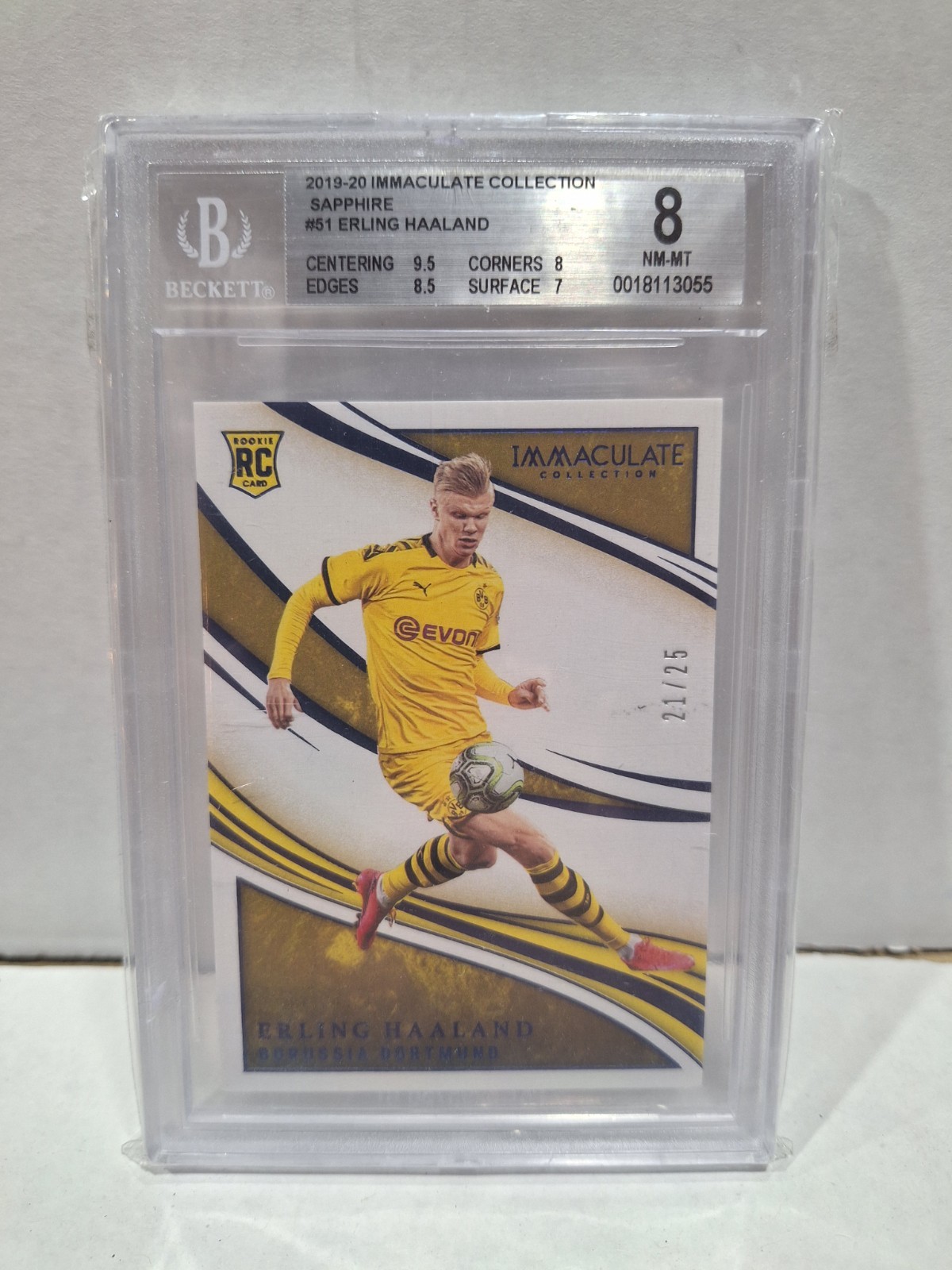 2020 PANINI IMMACULATE Collection Sapphire ERLING HAALAND ROOKIE /25 BGS 8 RC view 1