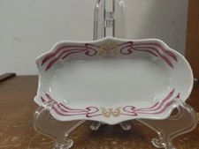 Vintage Maxim's Paris France Porcelain Cigar Rest / Ashtray 4.5" L 2.25" W VGUC