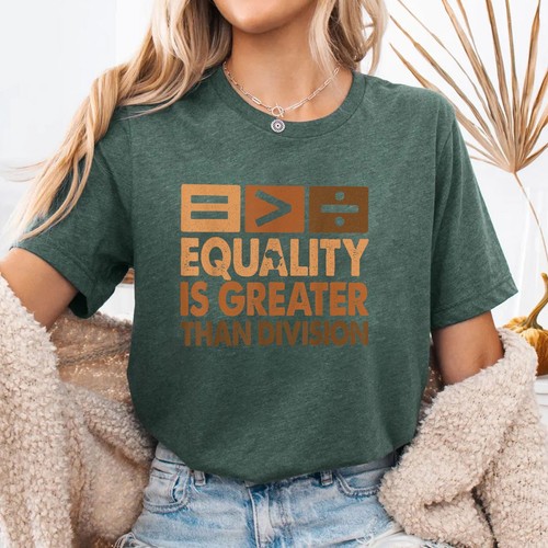 Equality Greater Than Division Mathe-Shirt - BHM Social Justice T-Shirt Geschenkideen - Bild 8 von 10