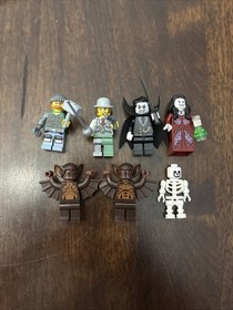 LEGO Monster Fighters: Vampyre Castle (9468)- w/ Manuals/Minis- Bags 3-7 SEALED