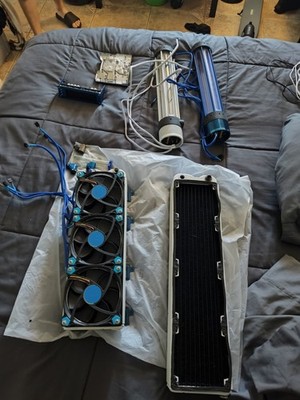 Aqua Computer D5 Water Cooling System 