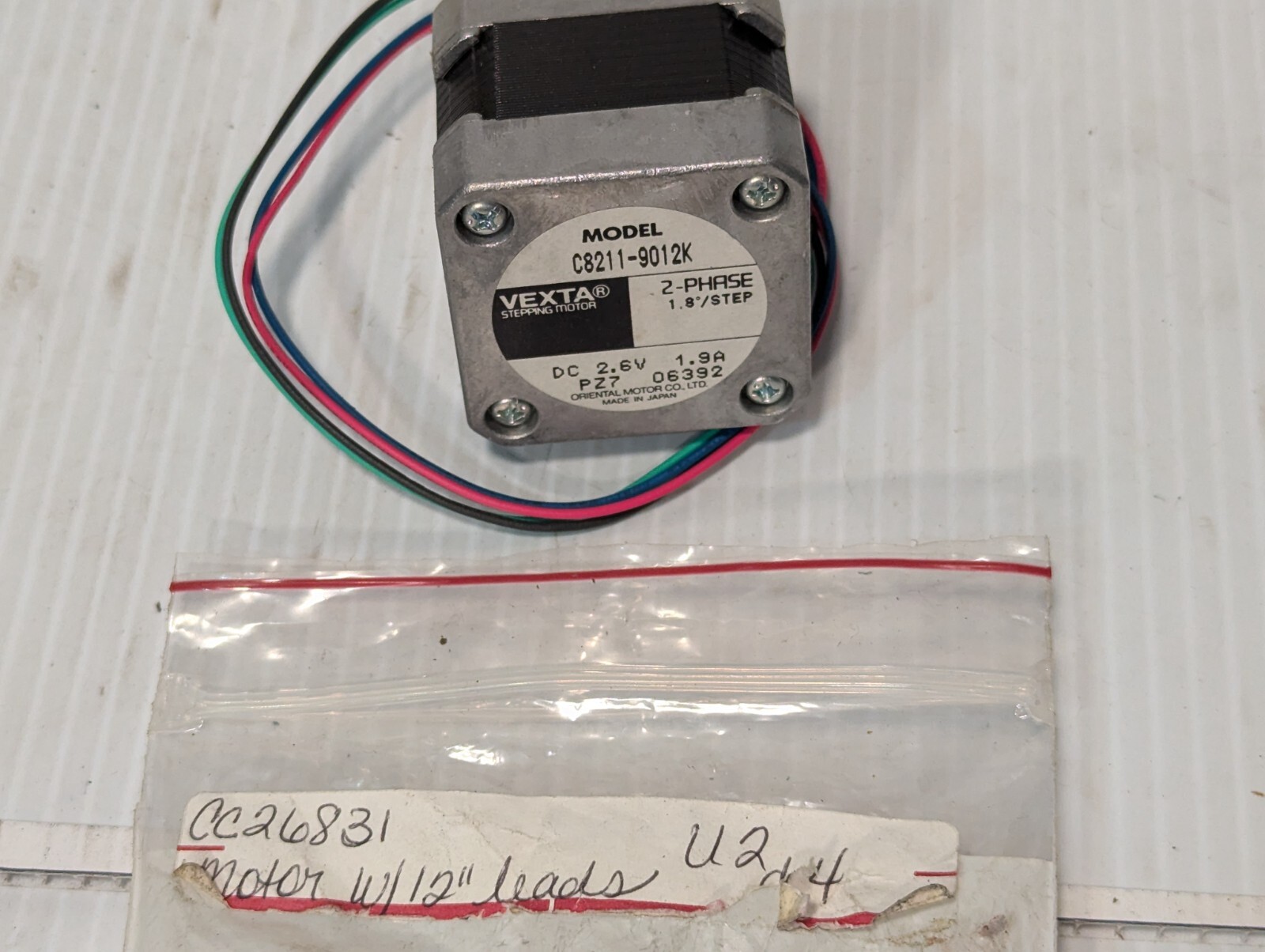 Vexta C8211-9012K 2-Phase Stepping Motor+Returns