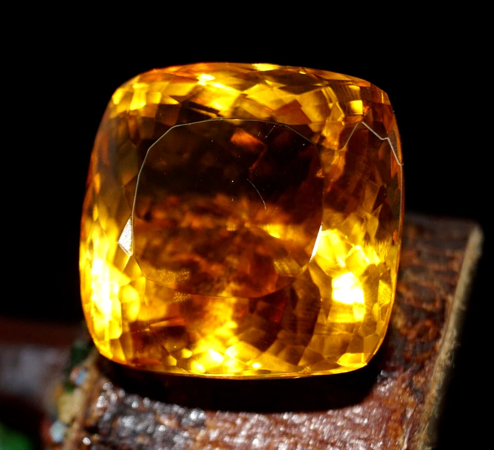 Certified Natural 154.95 Ct Cushion Cut Yellow Citrine Brazilian Loose Gemstone - Image 4 of 4