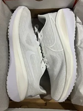 MENS NIKE VOMERO 17 FB1309 101 SIZE 8~13