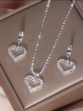 Silver-Plated Heart-Shaped Pendant Necklace And Earrings Set White/Colorless CZ