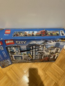 Lego city police station 60141-  Open Damaged Box Sealed Bags.