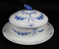 BING & GRONDAHL Empire Blue and White COVERED Round BUTTER Dome LID As Is RARE