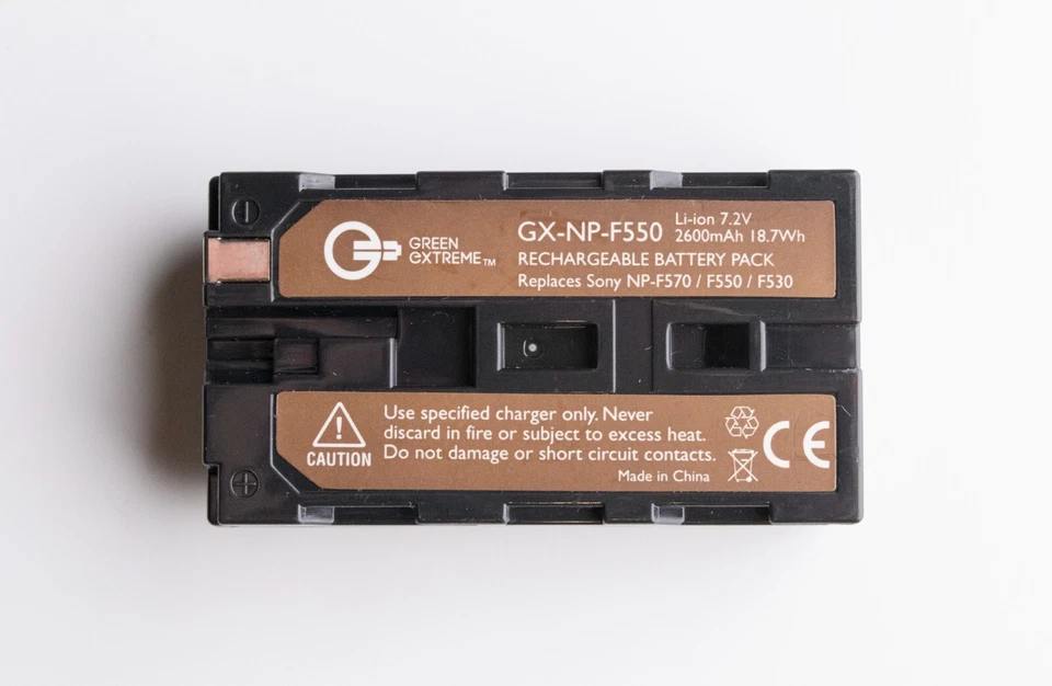 Flashpoint 144 Dimmable Bi-Color High-Power LED Camera Light Panel - FPLCL144B - Image 4 of 4