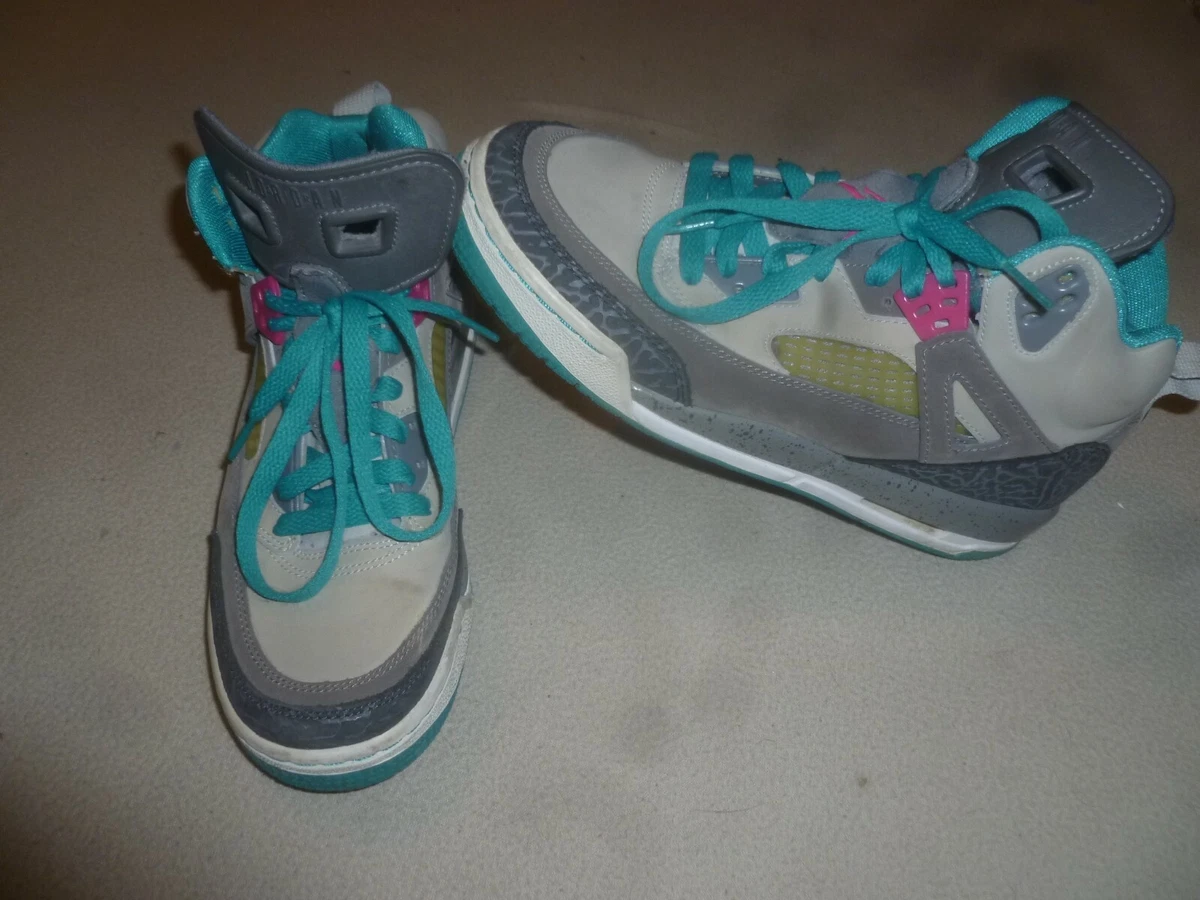 Grey teal shop pink white shoe