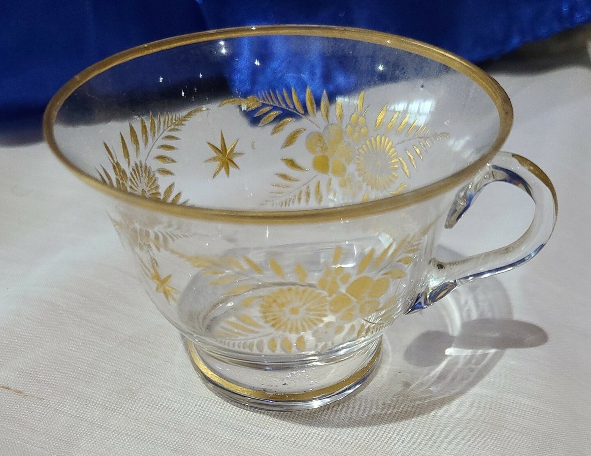 VINTAGE MOSSER GLASS CUP HAVING GILT INTAGLIO DECORATION ♡ 2