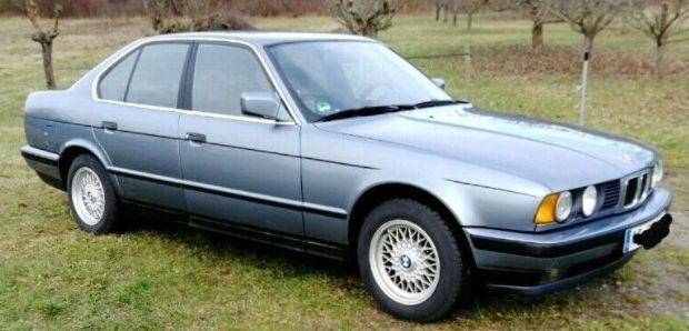 Minichamps 1:18 BMW 535i (E34) - 1988 - LIGHT BLUE METALLIC | eBay