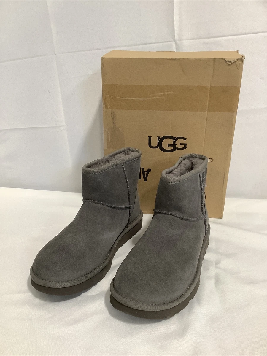 UGG W/ Classic Mini UGG Rubber Logo Gray Boot Size 9 | eBay