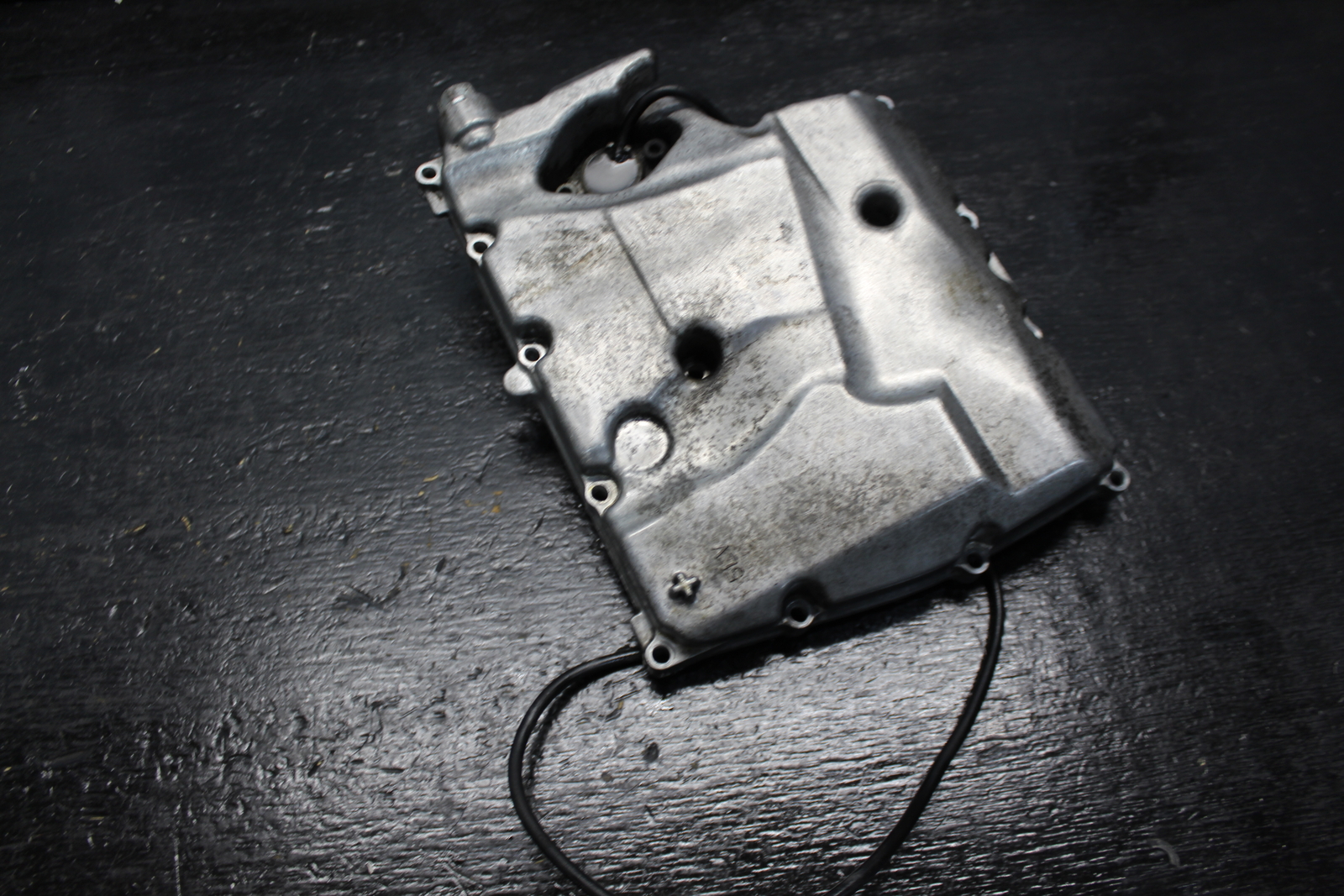 0105 YAMAHA FZ1 OEM ENGINE MOTOR BOTTOM OIL PAN COVER 2001 02 03 04