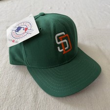 NWT Rare Vintage Green Orange San Diego Padres New Era SnapBack Hat