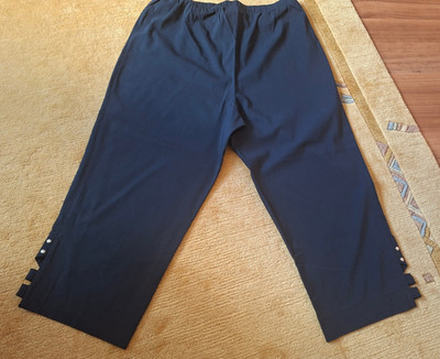 Leichte Chalou Damen 3/4 Capri Hose, Schlupfhose in Dunkelblau, Größe 44