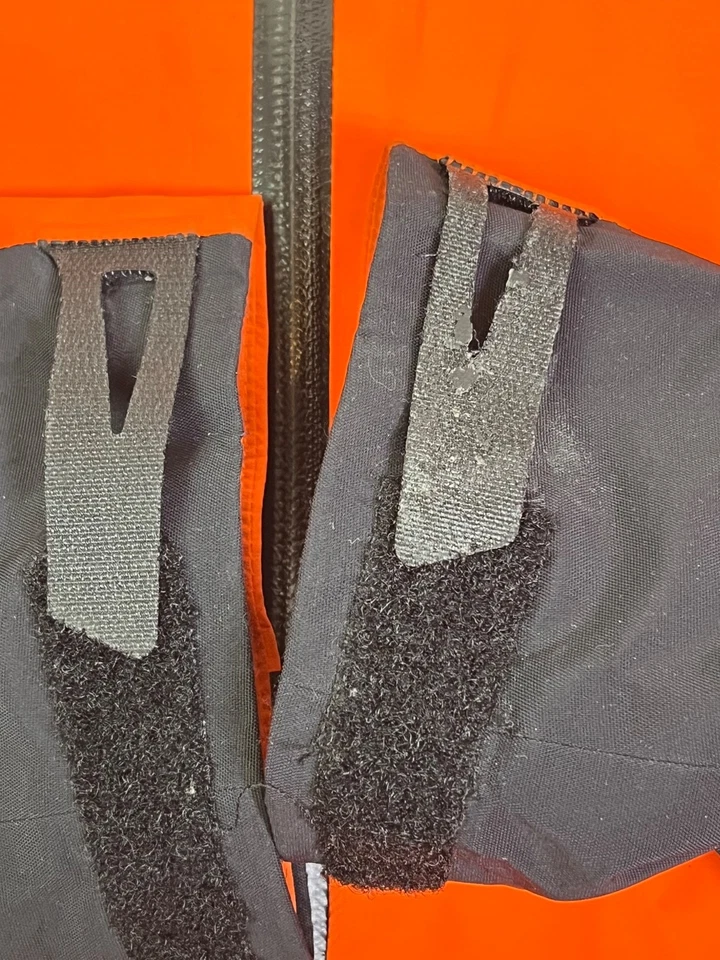 Chaqueta cortavientos de golf RLX Ralph Lauren repelente al agua mediana Foto 3 de 4