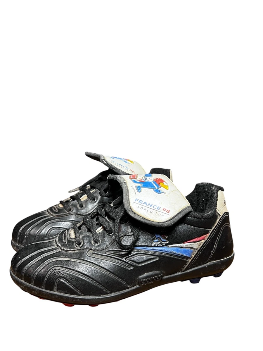 Chaussures De Foot Turf Noir/doré - Taille 7.5 US - Neuves Sans Boîte