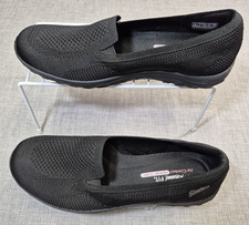 SKECHERS Women's Relaxed Fit Air Cooled Memory Foam Slip on Shoes Sz 10  Black