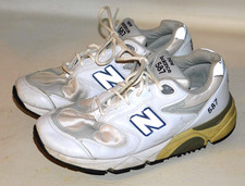 New Balance 587 Breast Cancer Awareness Made in USA Size 8.5 2E Women's Shoes