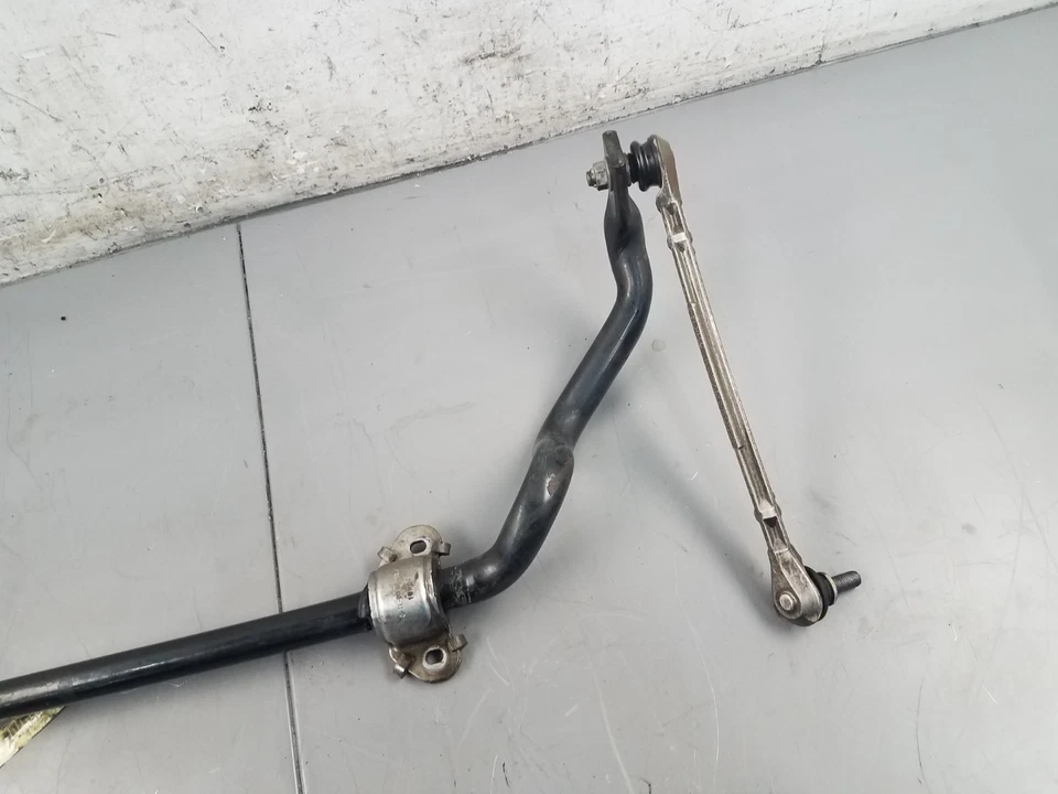 2011 梅赛德斯奔驰 AMG E 63 前摇杆/末端链接 #8509 H5 — 第 2/3 张图片