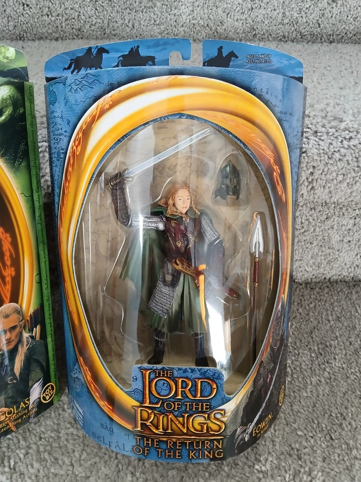 Paquete ToyBiz de El Señor de los Anillos - FOTR Legolas y Eowyn en Armadura - Nuevo en Caja Foto 3 de 4
