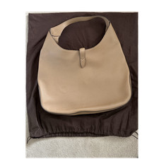Gucci Beige Pebbled Leather Hobo Bag Crescent Shoulder Strap w/ Dust Bag